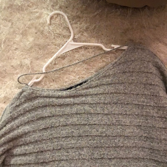 Gray off the shoulder sweater - Picture 2 of 3